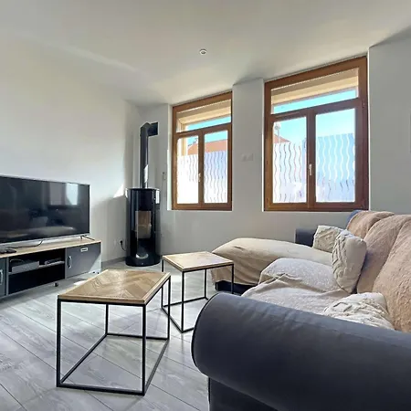 Holiday home Maison Entre Et Avec Cour Jardin - Fr-1-646-78